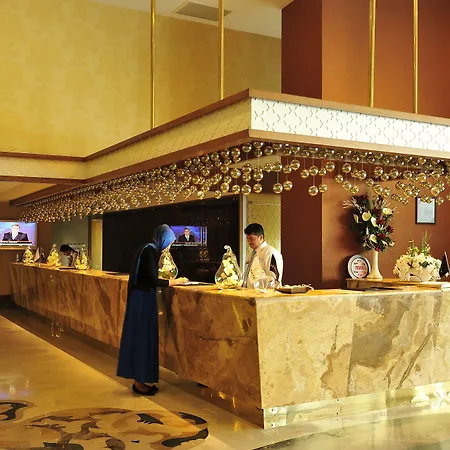 哈拉勒全包阿登亚度假酒店 阿萨拉尔