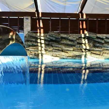 Üdülőközpont Adenya & Halal 5*