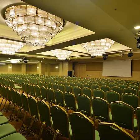 Adenya & Halal Alanya