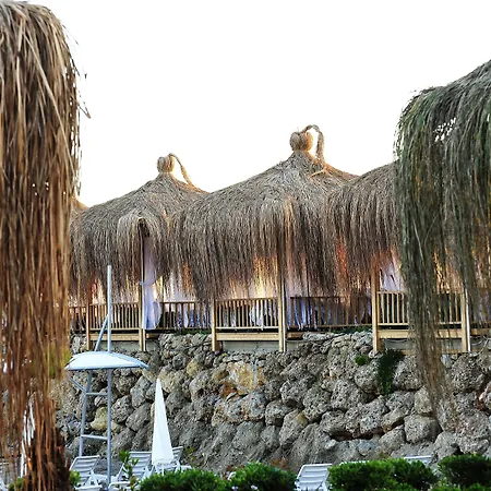 Adenya & Halal Üdülőközpont 5*