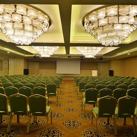 Complex Adenya & Halal 5*