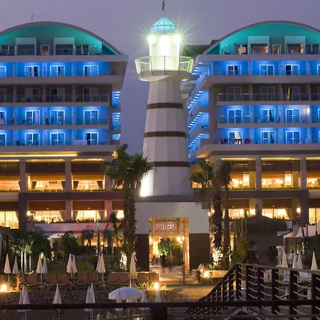 Complex Adenya & Halal 5*