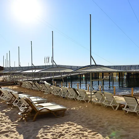 Complex Adenya & Halal