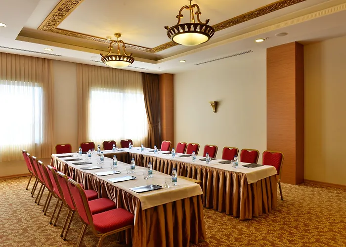 Adenya & Halal Semesteranläggning (resort) Avsallar