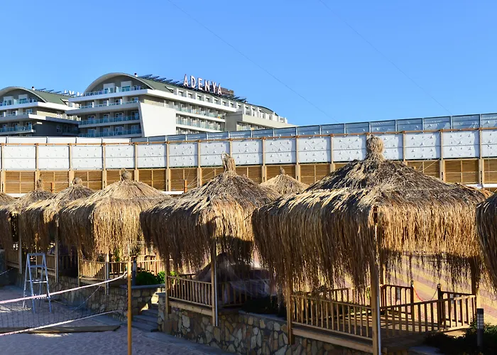 Semesteranläggning (resort) Adenya & Halal 5*