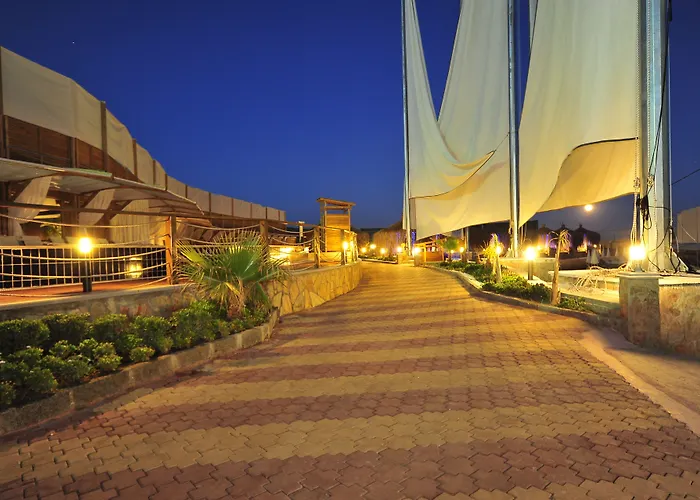 Adenya & Halal Resort 5*