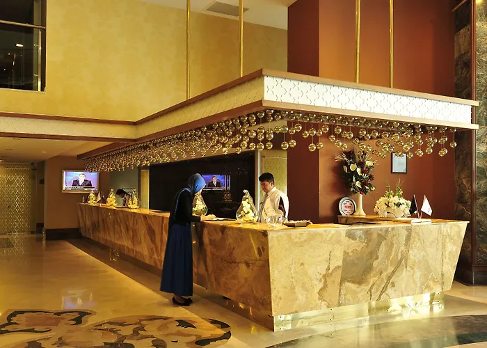 Adenya & Halal Avsallar