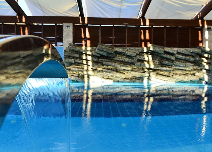 Resort Adenya & Halal 5*