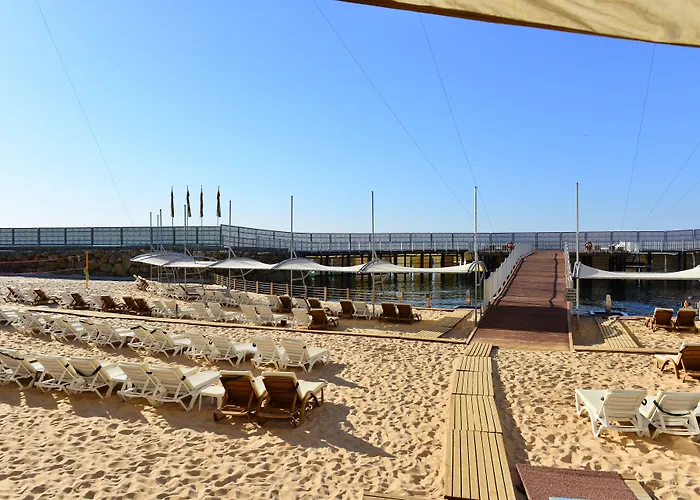 Resort Adenya & Halal 5*